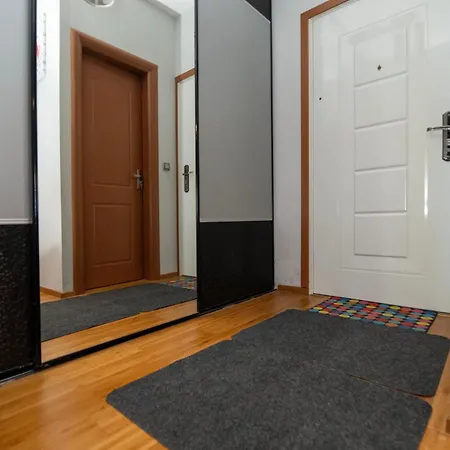 Exclusive Heart アパート トレビニエ